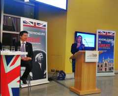 20130129 CJBS talk at British Consulate-General5b